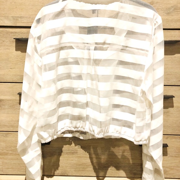 CITY CHIC | Cream chiffon plus size crop zip up top - Picture 2 of 2